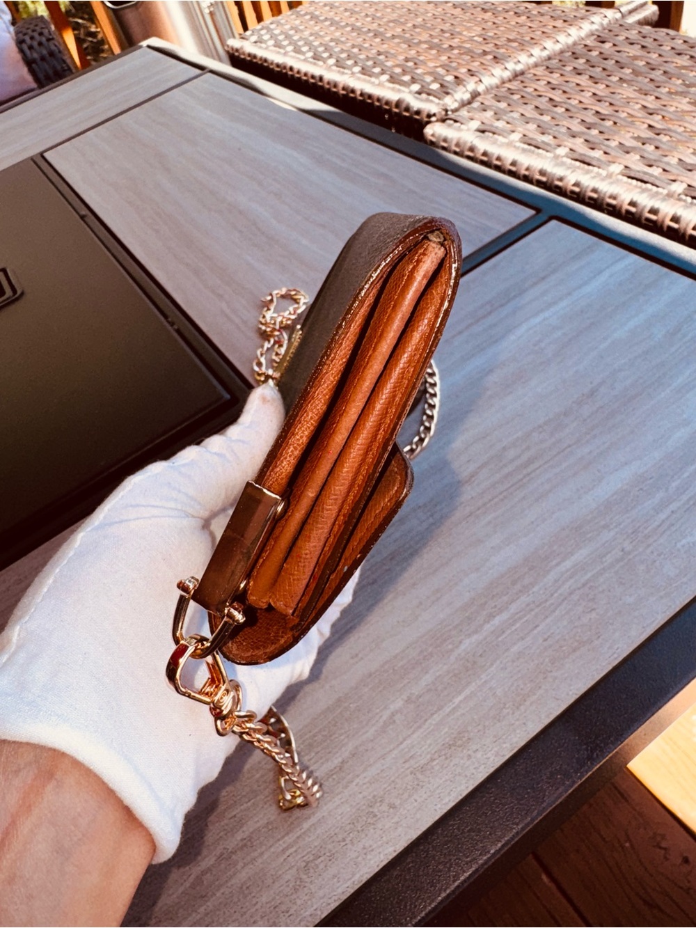 Louis Vuitton, one of a kind reinvented Sarah wallet converted Crossbody vintage - Picture 6 of 15